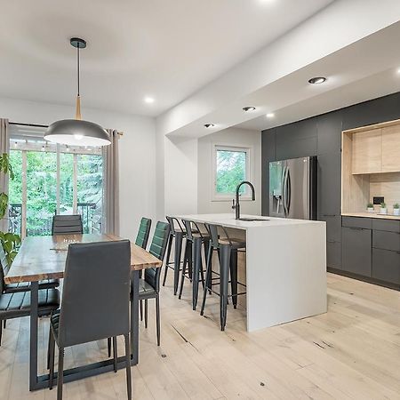 Free Parking Prime Location New Modern Condo ブロサード エクステリア 写真