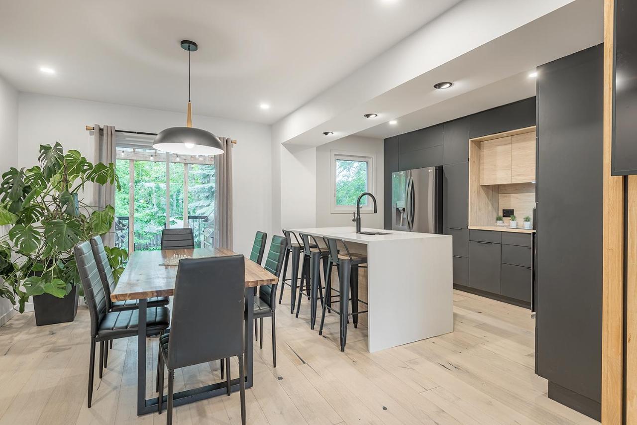 Free Parking Prime Location New Modern Condo ブロサード エクステリア 写真