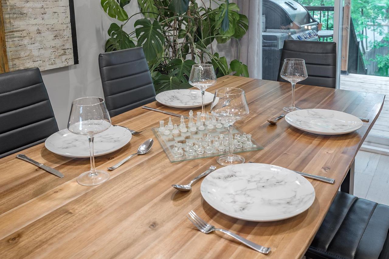 Free Parking Prime Location New Modern Condo ブロサード エクステリア 写真